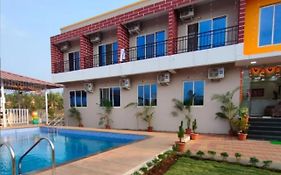 Ocean'S Pearl Resort Alibaug